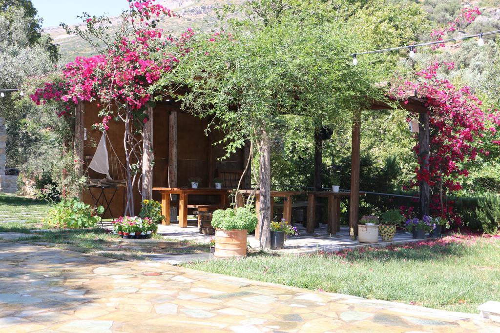 Naiades Villas Caristo Exterior foto